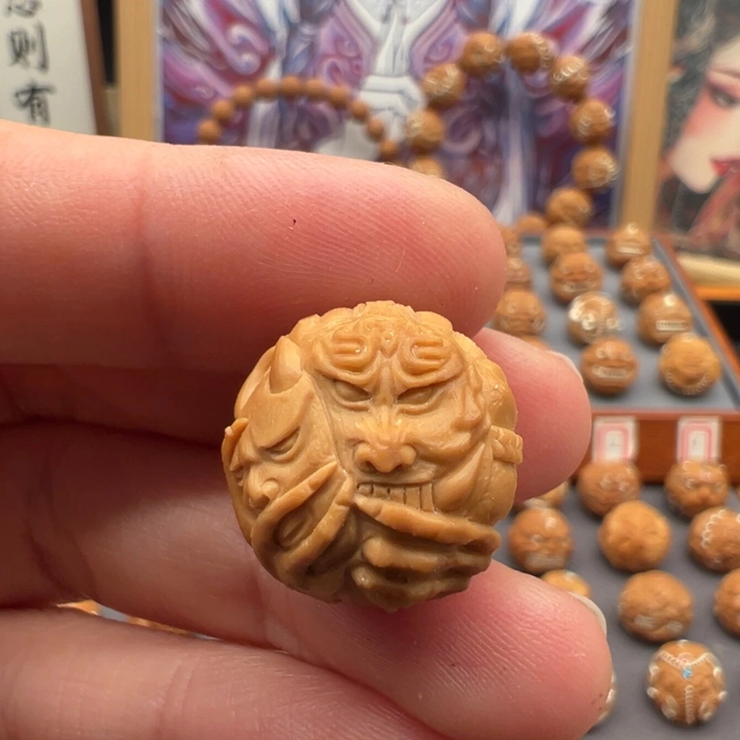 吊坠猴头核桃鬼面