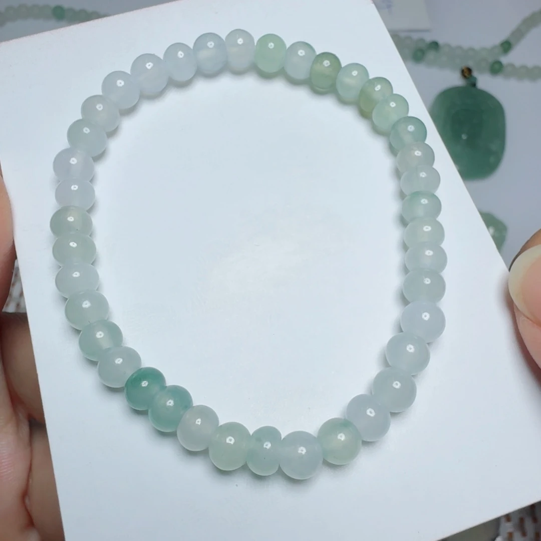 定制翡翠未镶嵌挂件