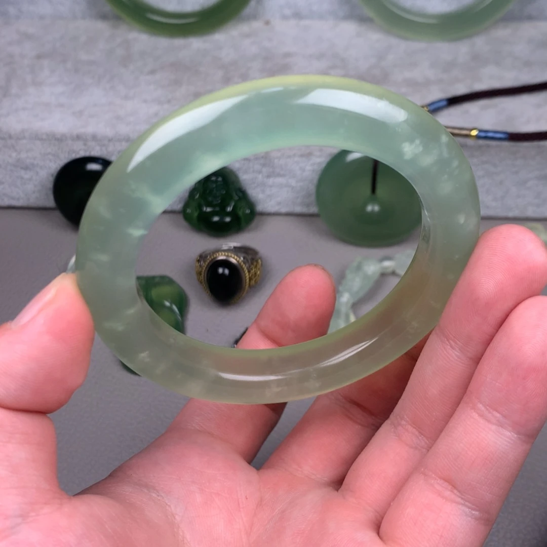 【闪购商品】未镶嵌蛇纹石玉岫玉60