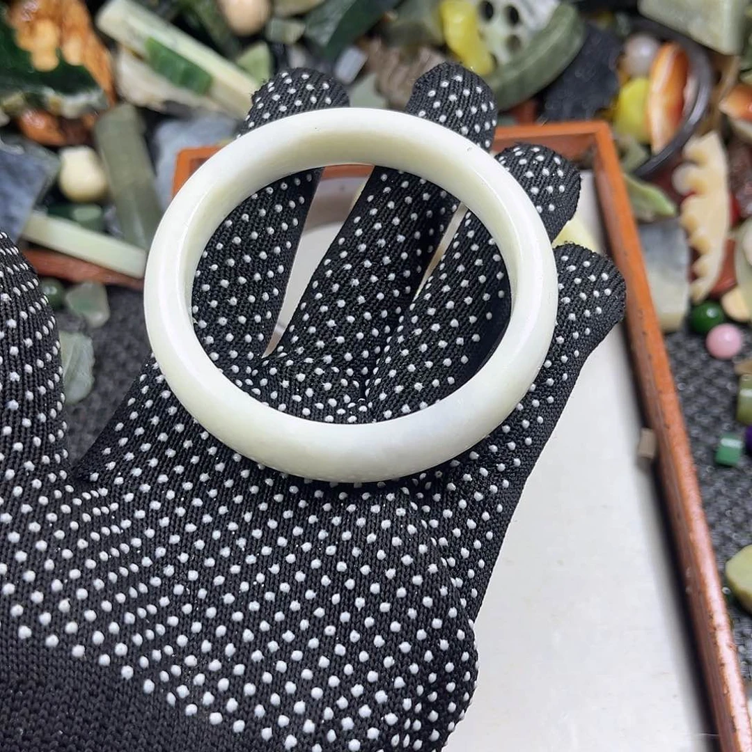 颈饰未镶嵌和田玉北***°