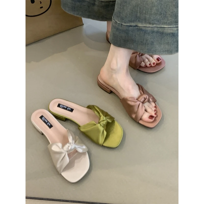 QS196-2高级感外穿拖鞋女2025年法式温柔仙女风配裙子露趾晚晚鞋