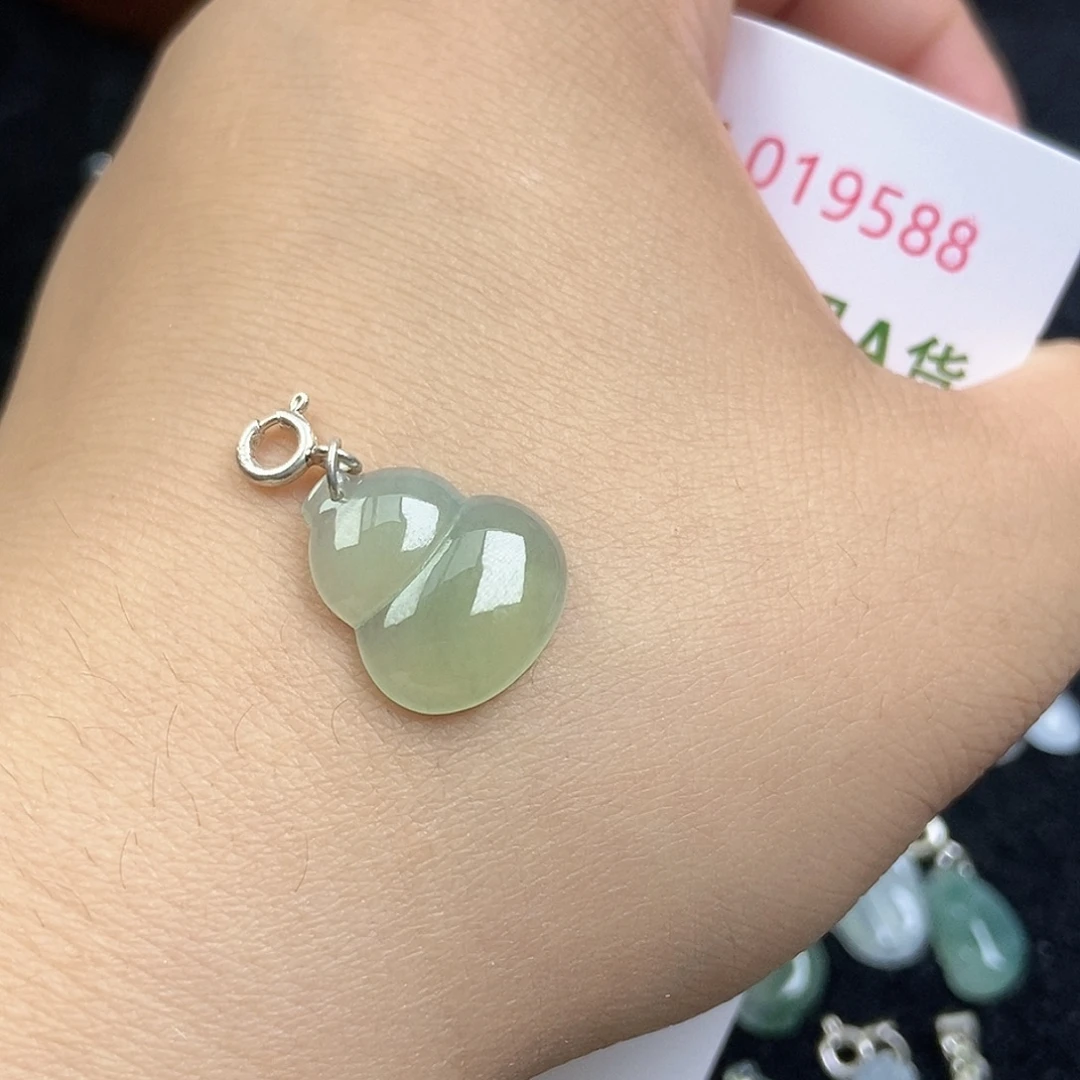 翡翠未镶嵌颈饰天然