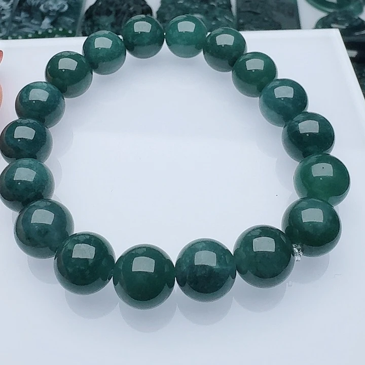 颈饰未镶嵌翡翠多样性发其一