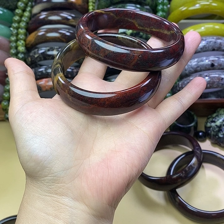 方钠石未镶嵌红伊丁高货手镯3号