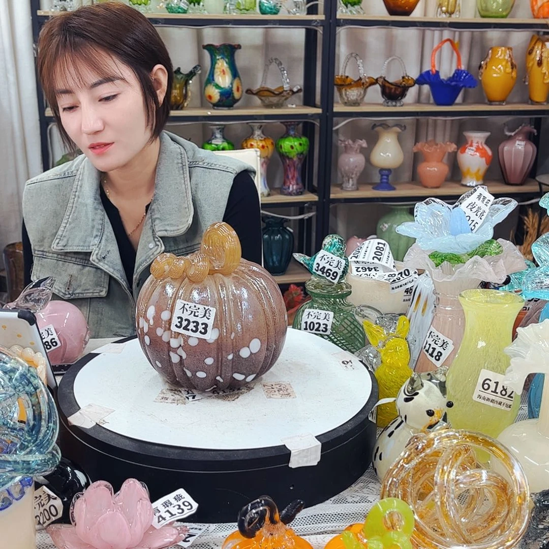 3233 家悦花瓶花器摆件不完美