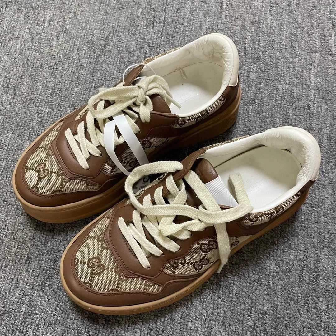95新 GUCCI/古驰 Chunky B 饼干鞋低帮时尚板鞋  36码/09806
