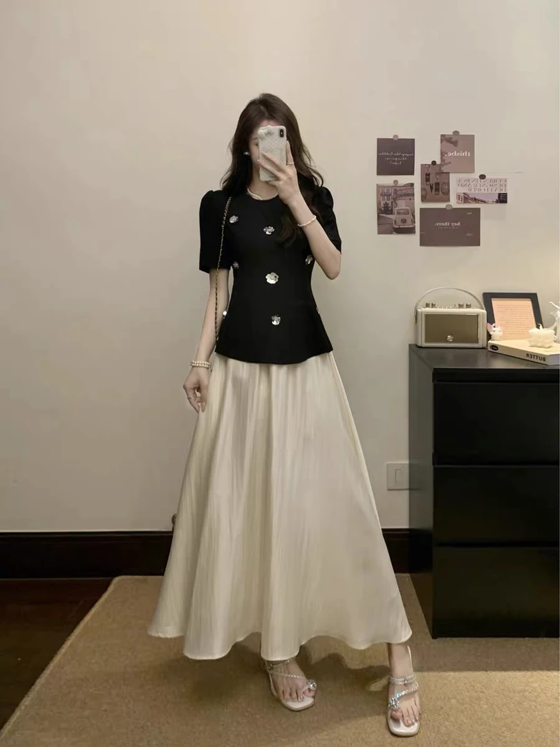 夏季法式高级感气质套装高腰修身显瘦珠花背心半身裙子套装25022