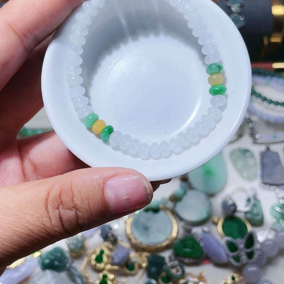 翡翠未镶嵌吊坠(不含链)天然翡翠