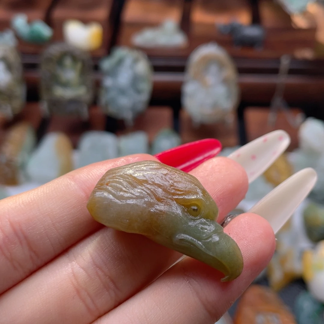 定制翡翠未镶嵌翡翠