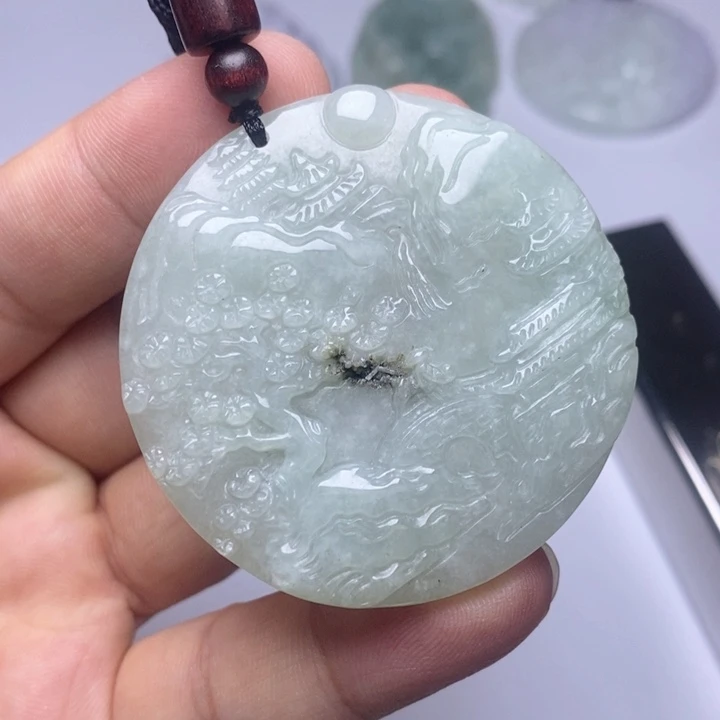 颈饰未镶嵌翡翠翡翠