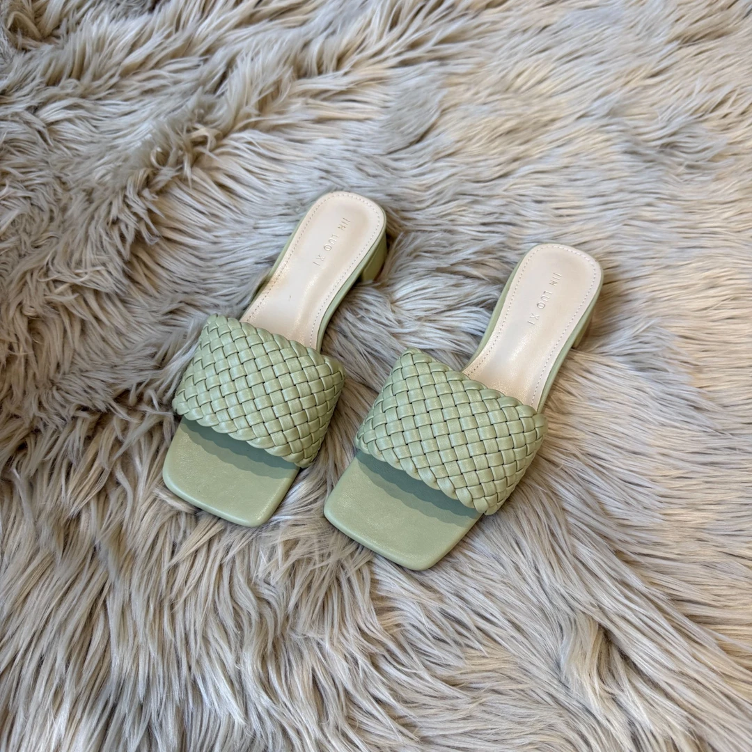 小众高级感凉拖鞋子女夏季新款气质平底编织沙滩一字拖鞋C6631