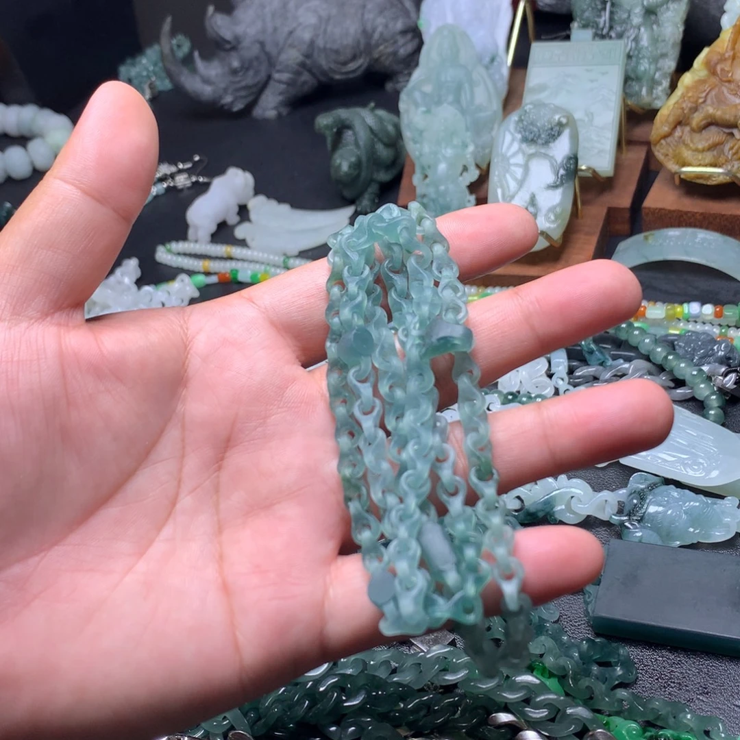 定制翡翠未镶嵌翡翠