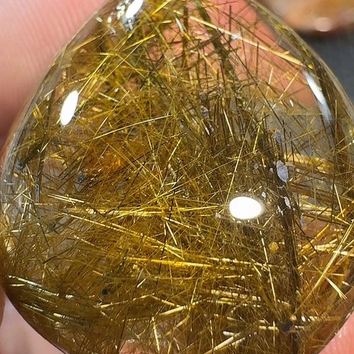 一***三颈饰未镶嵌水晶你
