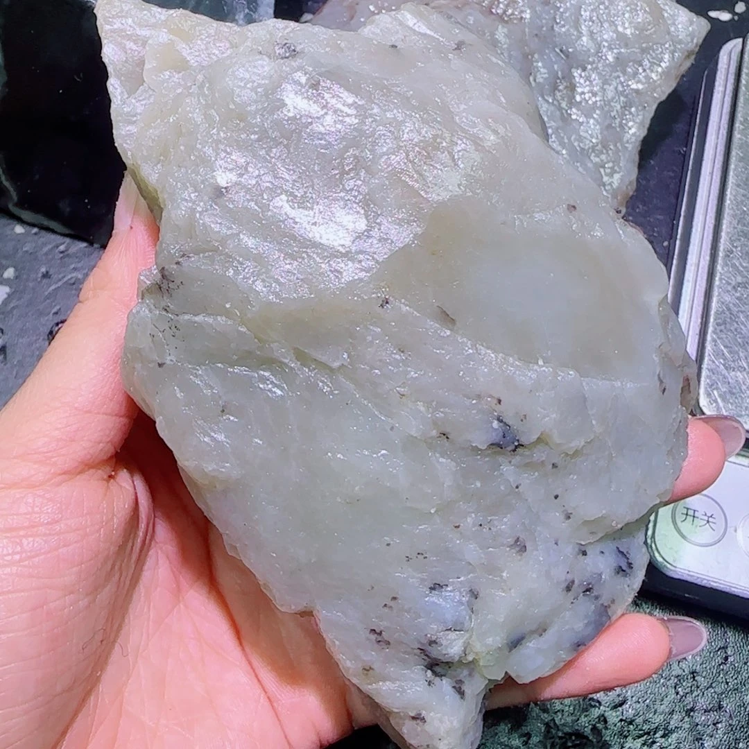 和田玉未镶嵌珠宝半成品