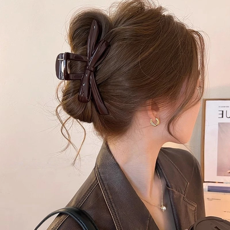 飘带蝴蝶结抓夹女精致高级感发夹子2025新款鲨鱼夹后脑勺盘发头饰