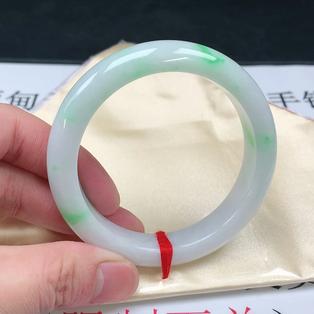 翡翠手镯未镶嵌圈57