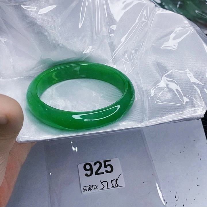 翡翠未镶嵌手镯一图一物实物为准