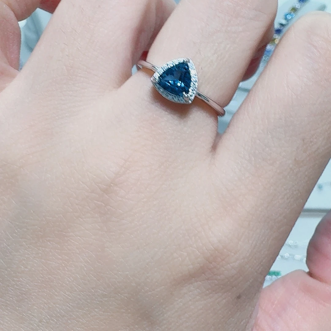 925银合成碳硅石戒指