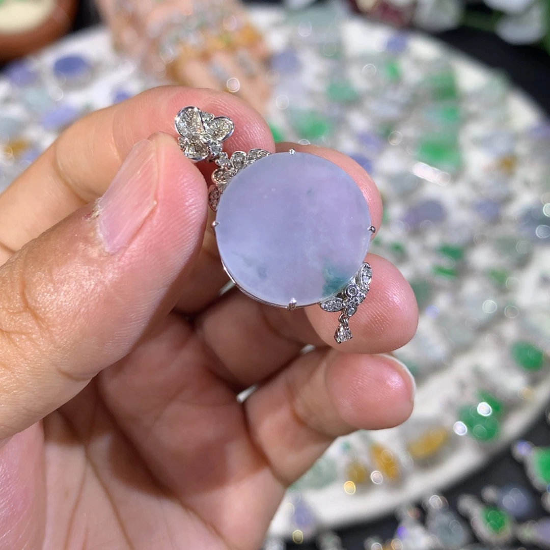 吊坠(不含链)18K金镶嵌翡翠