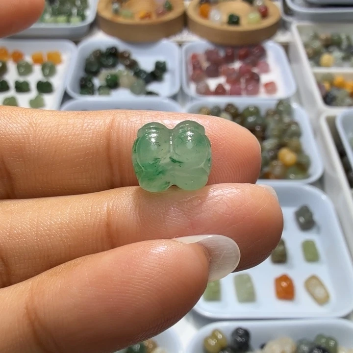 和田玉未镶嵌珠宝奇石