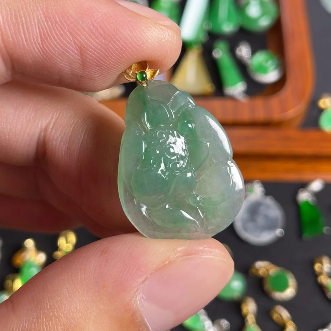 翡翠未镶嵌颈饰天然缅甸翡翠a货