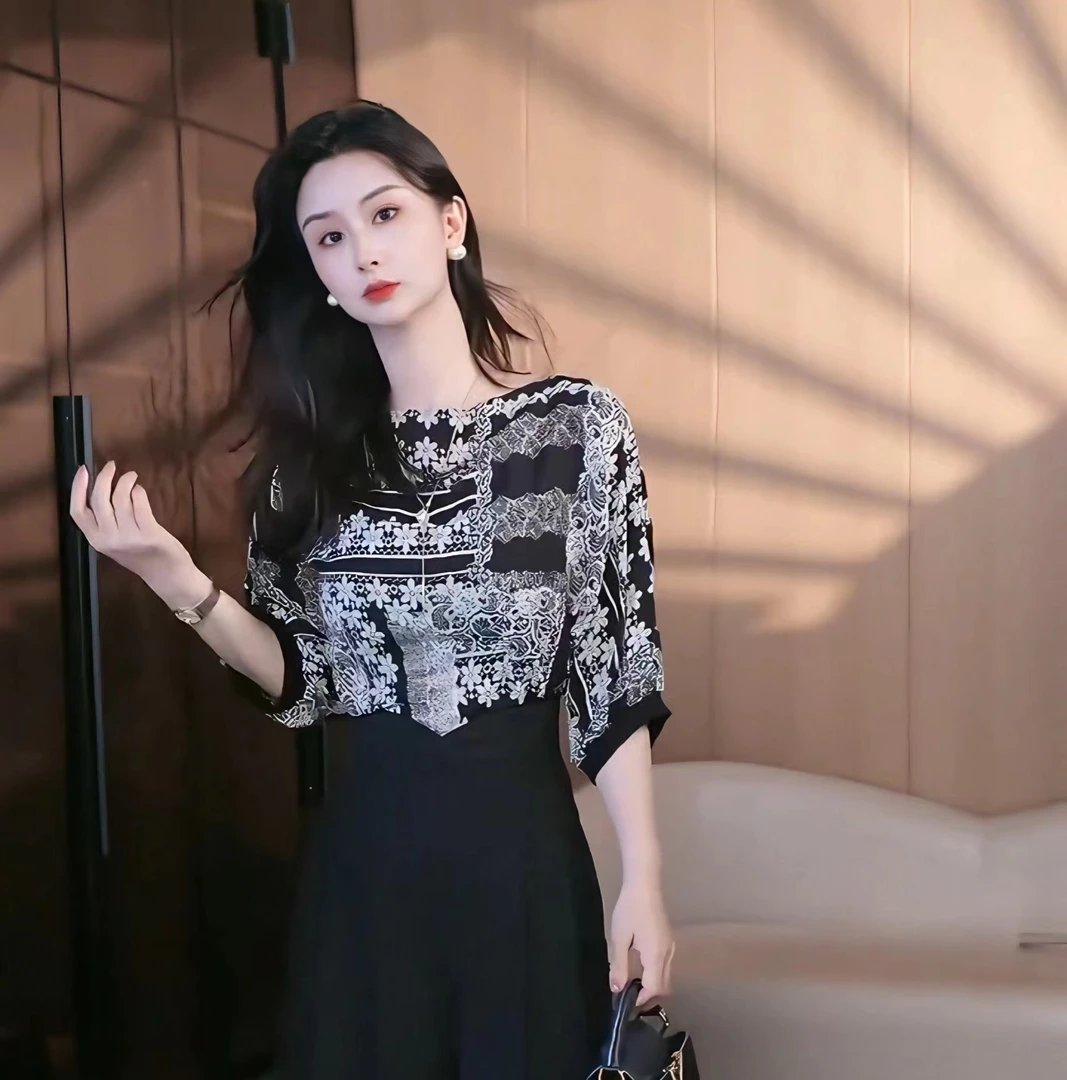 夏装2025新款气质简约轻奢纯色时尚女蝙蝠袖百搭简约圆领上衣6151