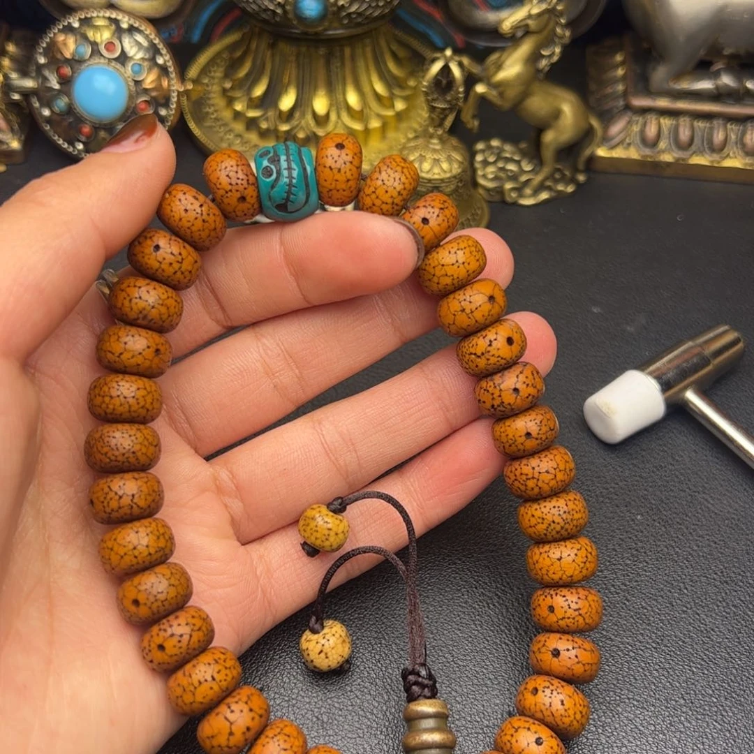 王***六泥塑藏式风格小配饰