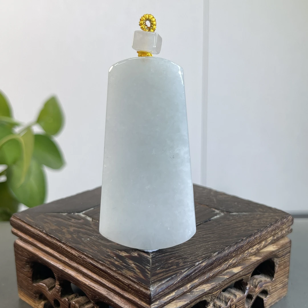 JSW03-29 天然翡翠缅甸A货 无事牌