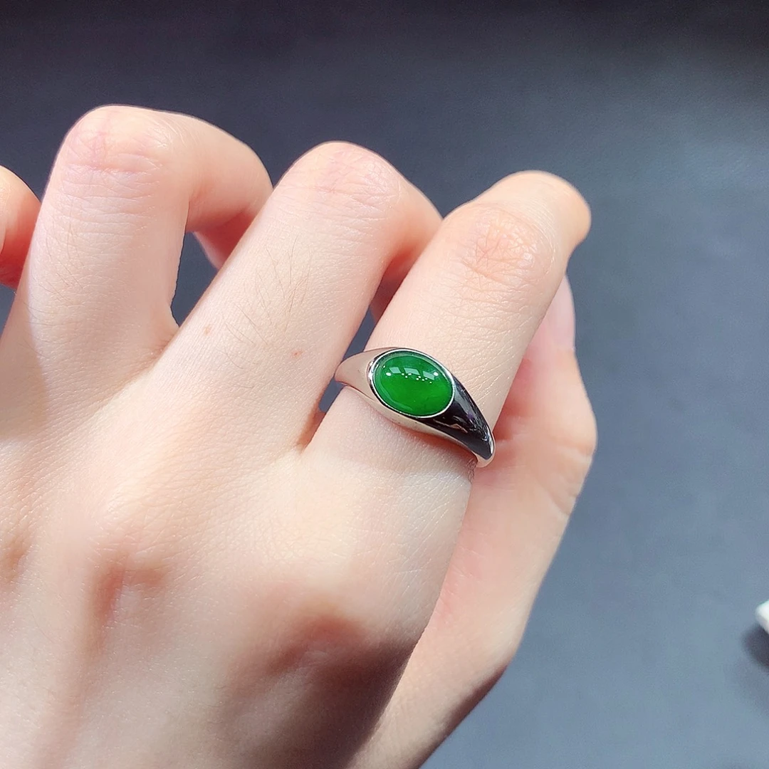 翡翠戒指未镶嵌翡翠