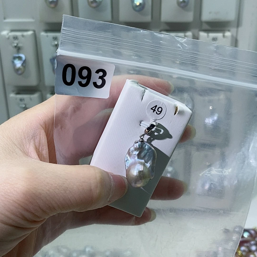 淡水珍珠合金颈饰