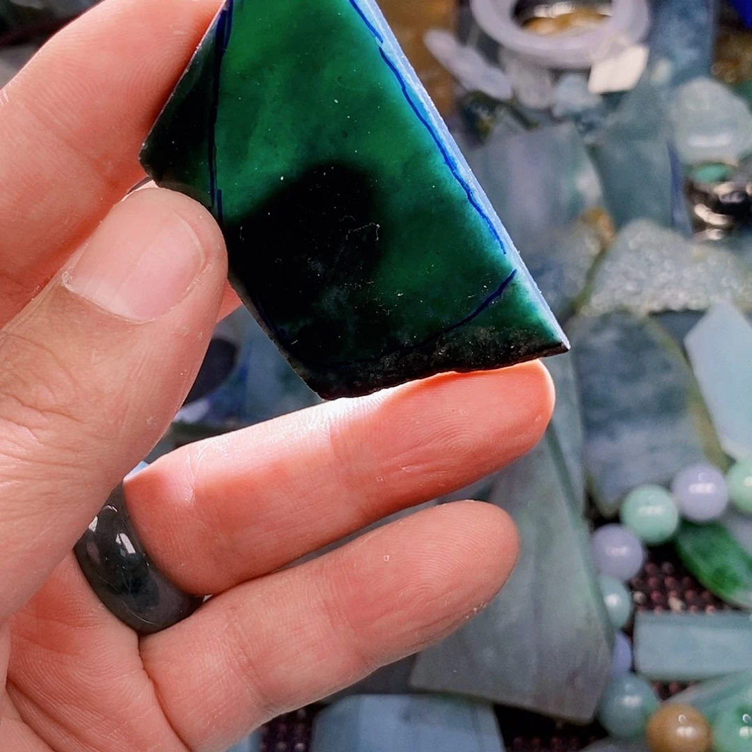 颈饰未镶嵌翡翠翡翠