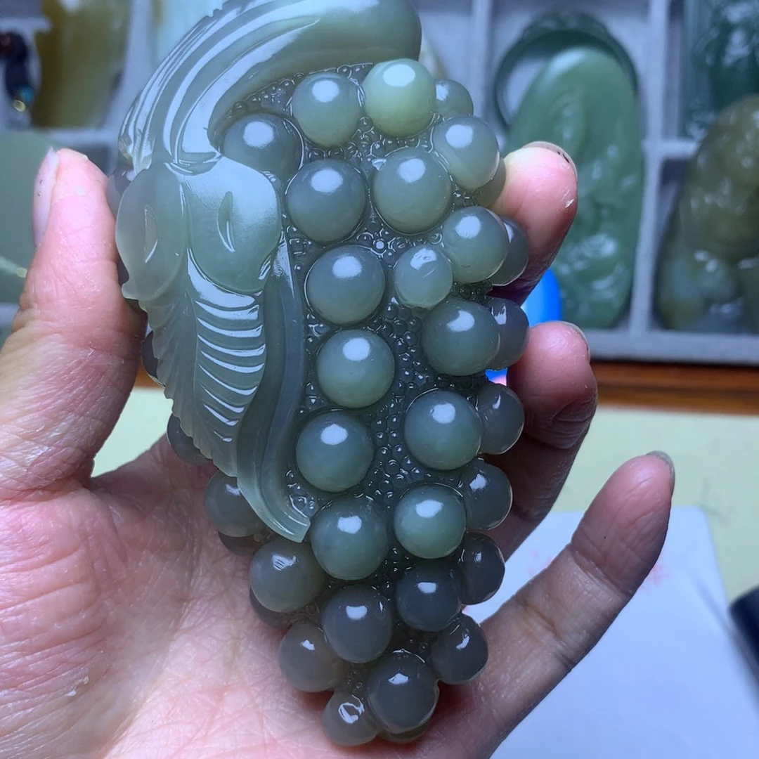 和田玉未镶嵌颈饰下**町