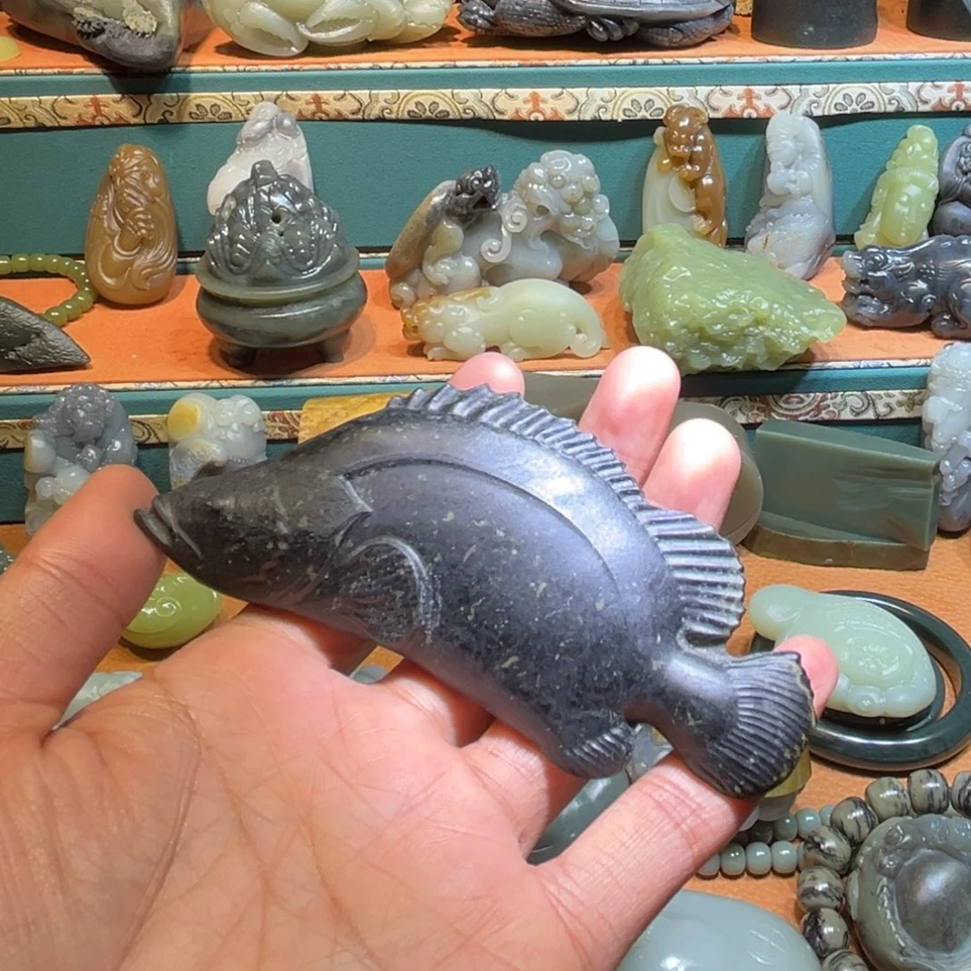 最***金和田玉未镶嵌挂件