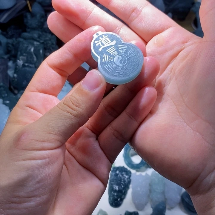 定制翡翠未镶嵌毛