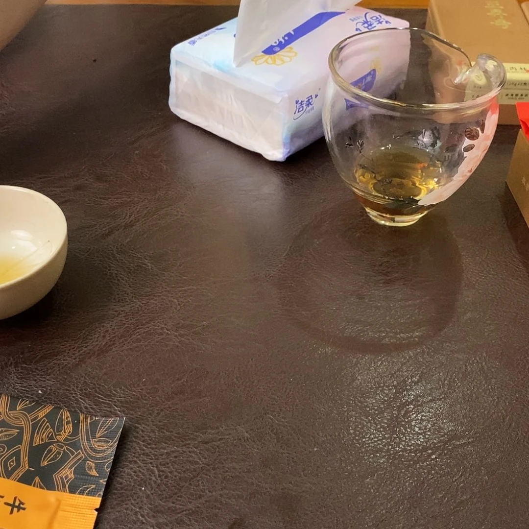 就*像明目摸明明