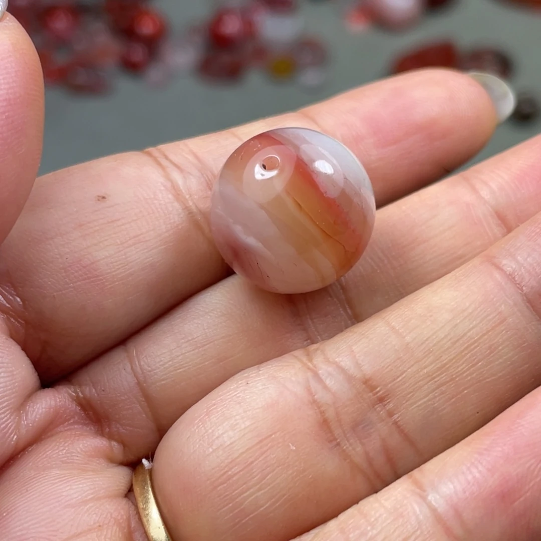 南红玛瑙未镶嵌颈饰