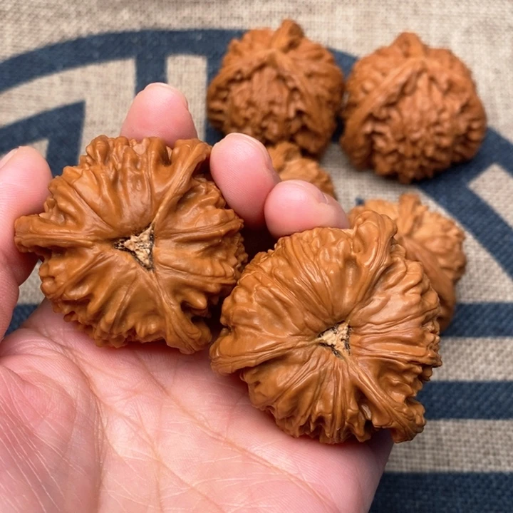 吊坠文玩核桃润****方