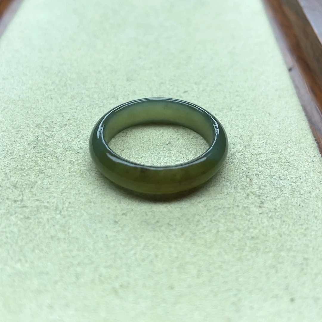 未镶嵌戒指和田玉7切末蓝带糖圆切20号
