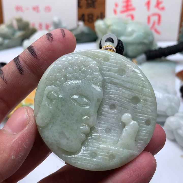翡翠未镶嵌颈饰保真天然a货翡翠