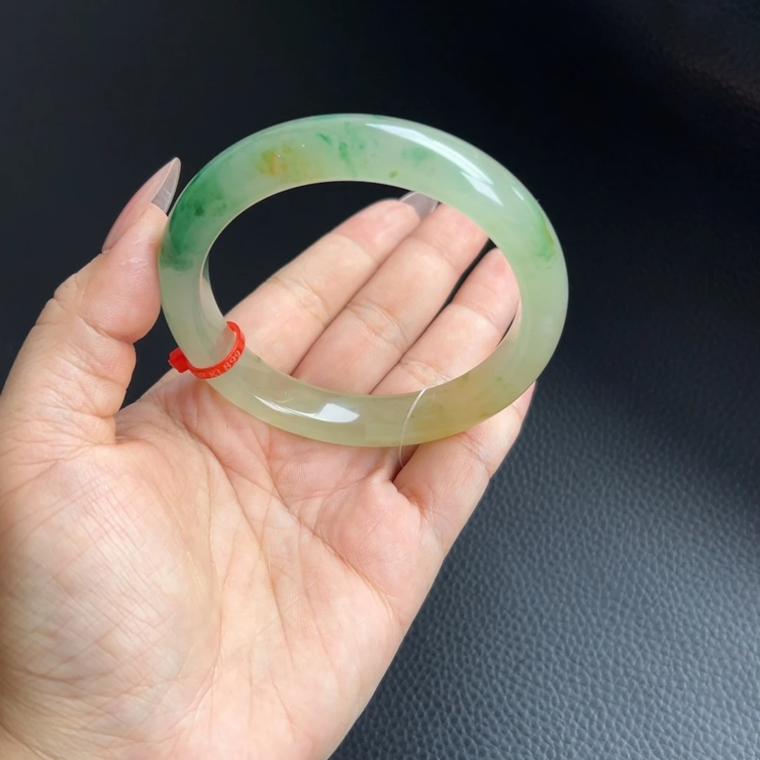 石英质玉未镶嵌手镯61.3