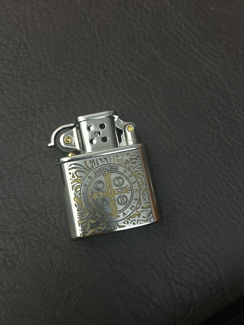 老九门康斯坦丁创意典藏版金属纯铜防风打火机