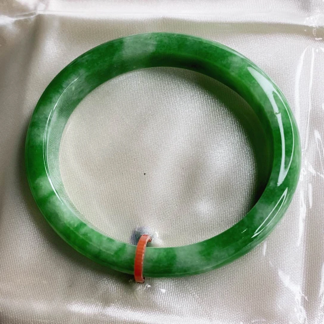 翡翠手镯未镶嵌53圈口贵妃