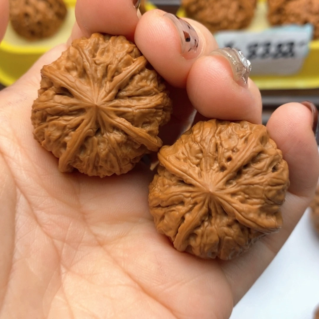 文玩核桃把件34尺雨花石四棱