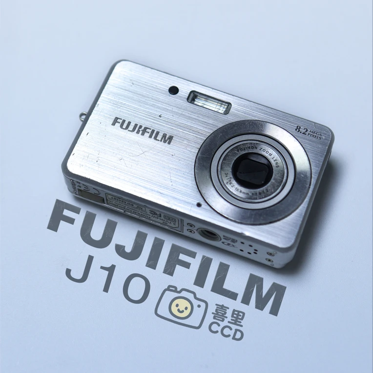 9新 Fujifilm/富士 j10银色820万像素3倍变焦电池内扣无不影响