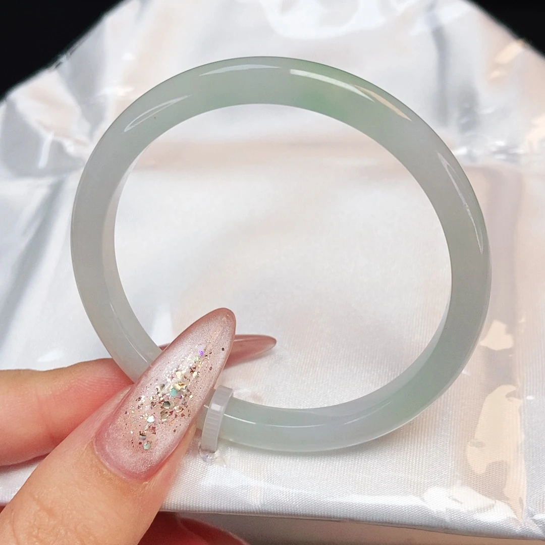 翡翠手镯未镶嵌正圈49.50