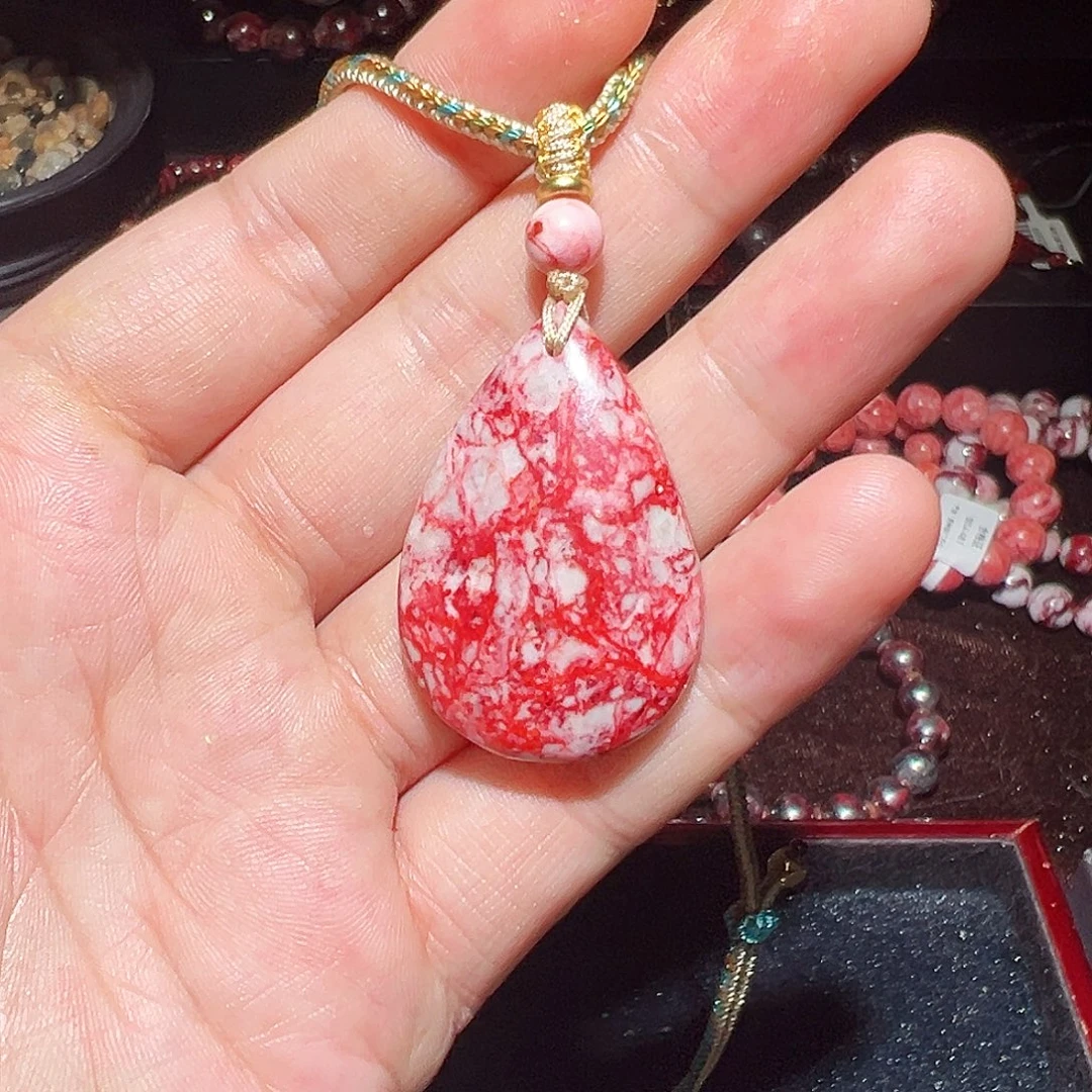 天然辰砂纯天然吊坠