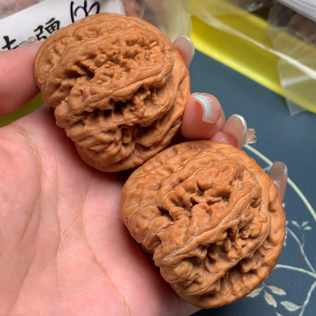 两***虎把件文玩核桃47-28632-8