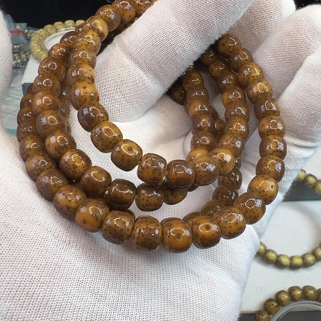 牛***_手串星月菩提石玉料8×7