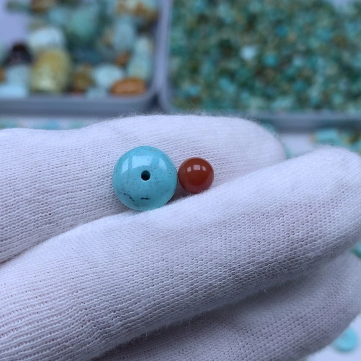 南红玛瑙未镶嵌珠宝奇石