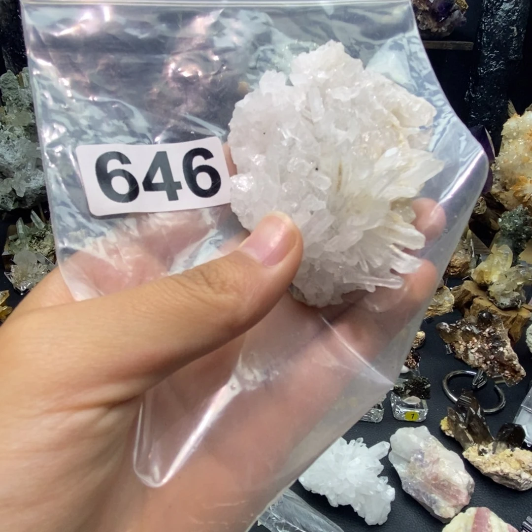 水晶珠宝半成品未镶嵌不****场646